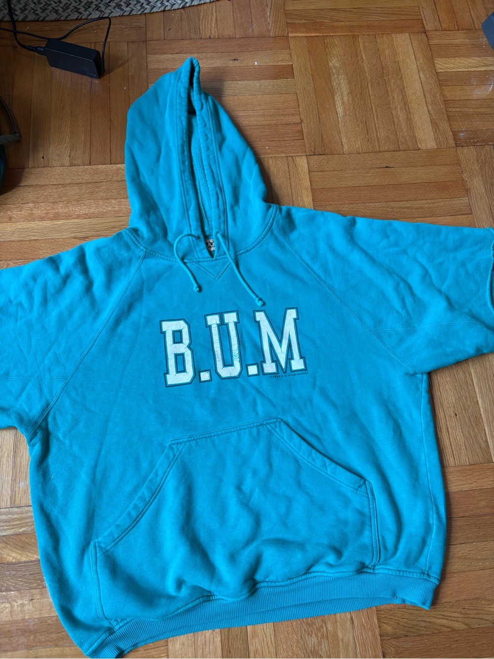 🍑 B.U.M. 90s cut off hoodie 🍑